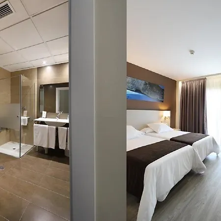 Helios 4* בנידורם