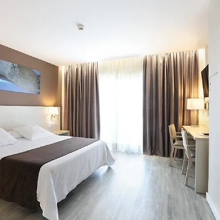 Helios מלון בנידורם